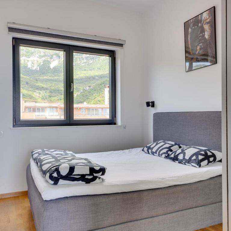 Modern Top Floor Sea View 3BR with Pools, Spa & Fitness - Apartment with Sea View - 79