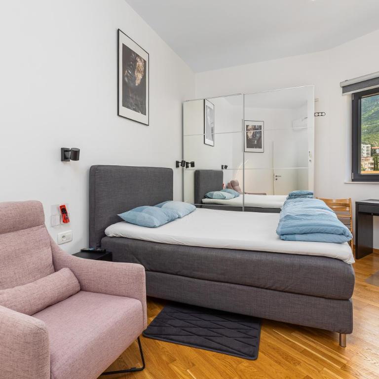 Modern Top Floor Sea View 3BR with Pools, Spa & Fitness - Apartment with Sea View - 86