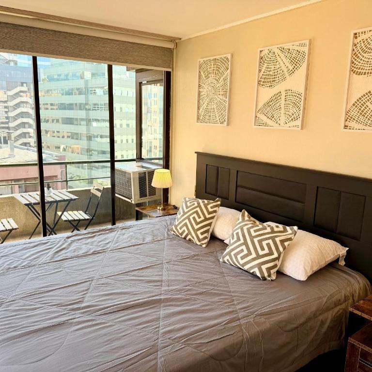 Hermoso Departamento a pasos del Costanera Center - Apartamento con balcón - 3