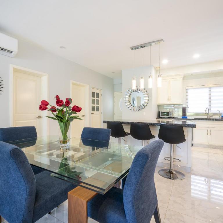 Luxury 2 BR Condo with Pool - Paseo del Sol Playacar II - Two-Bedroom Apartment with Pool View - 15