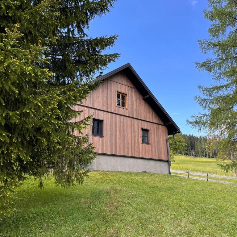 Sonnenhütte - Two-Bedroom Chalet - 1