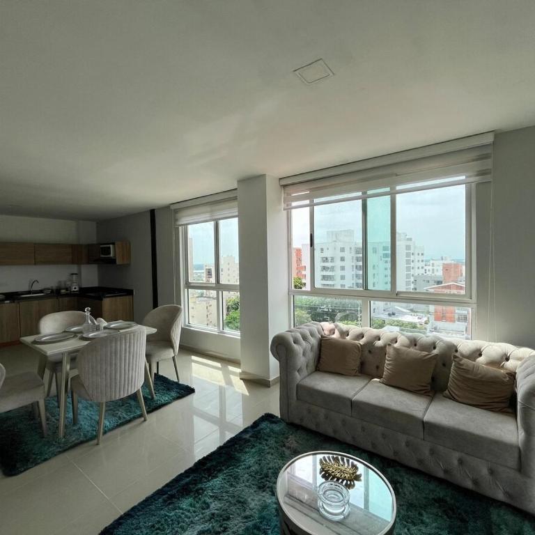 Comodo y economico con vista a parque electrificadora y ciudad - Apartamento de 2 dormitorios - 10