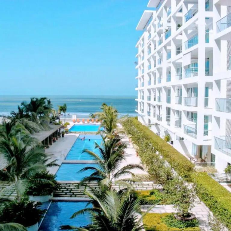 View, exit to Playa Morros tres Cartagena - One-Bedroom Apartment with Balcony and Sea View - 16