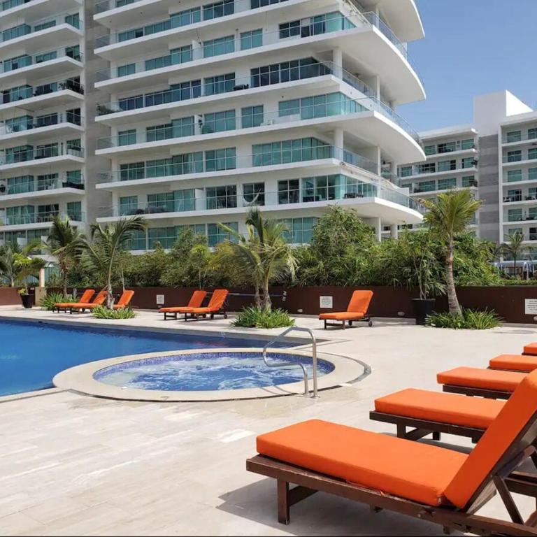 View, exit to Playa Morros tres Cartagena - One-Bedroom Apartment with Balcony and Sea View - 19