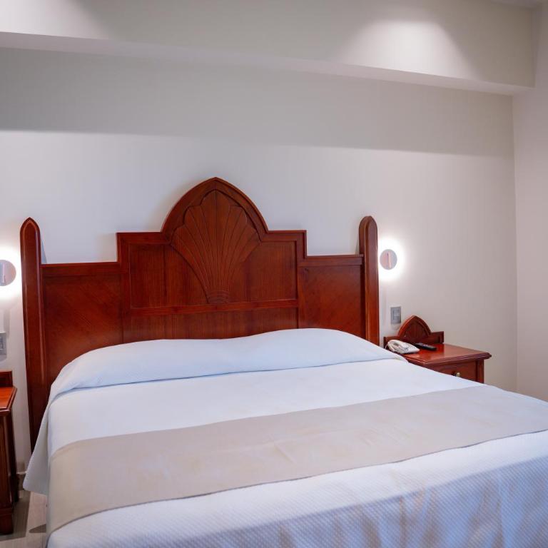 Vallarta Live Hotel - Deluxe Room - 4