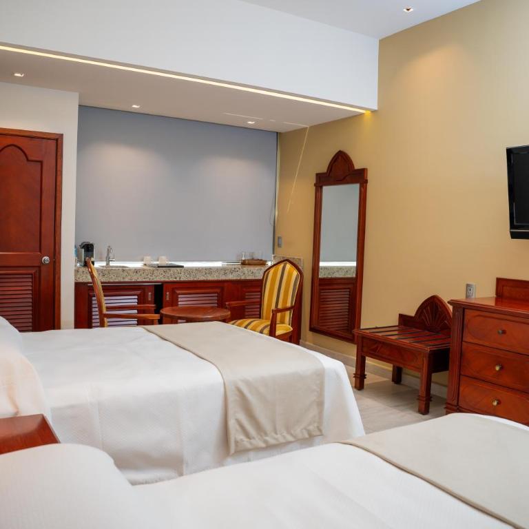 Vallarta Live Hotel - Deluxe Double Room - 9