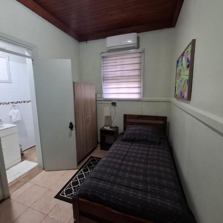 Hospedaje Centro Huequén - Habitación Individual - 2