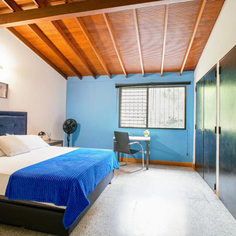 CoLiving Laureles Habitaciones con Baño Privado - Large Double Room - 28