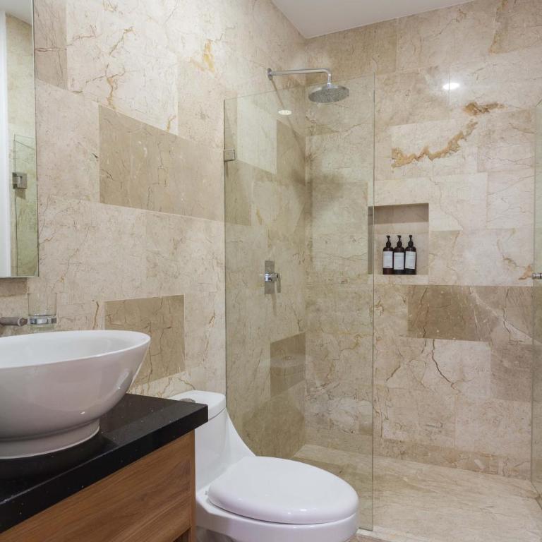 5th-floor Apartment with Ocean Views Rooftop Pool - Apartamento - 10