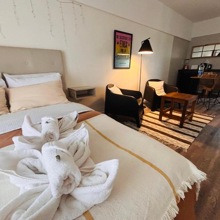 Sobre Av Corrientes zona Teatros y Paseo la Plaza - One-Bedroom Apartment - 3