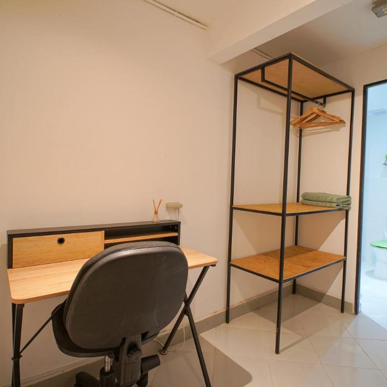 CoLiving Laureles Habitaciones con Baño Privado - Standard Double Room with Fan - 34