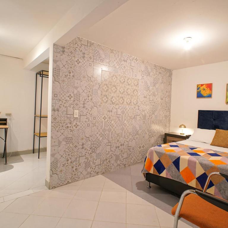 CoLiving Laureles Habitaciones con Baño Privado - Standard Double Room with Fan - 35
