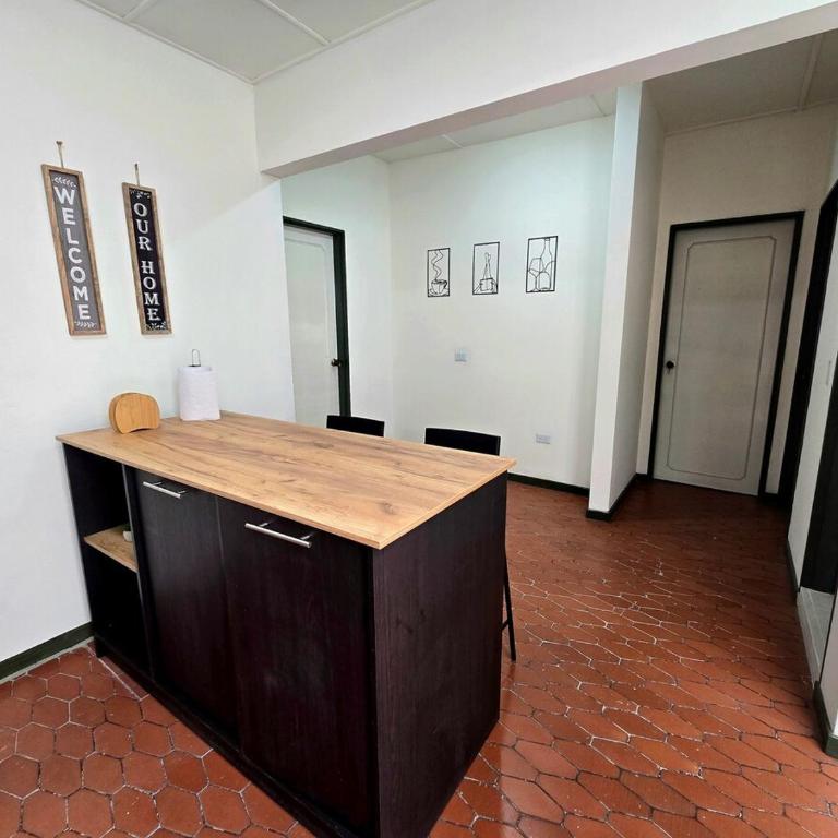 Rincon del Parque, Jerico - 2 Hab - 2 Cama Tarima - 1 Baño - Apartamento de 2 dormitorios con balcón - 25