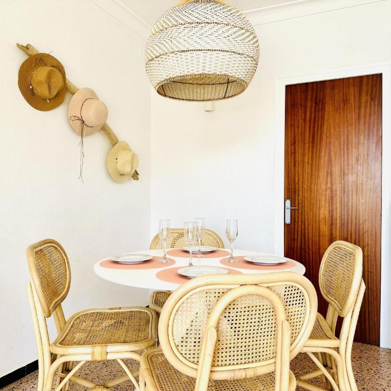 EL SOL. Tu hogar junto al mar – Apartamento cómodo para 6 personas en Roses - ES-258-36 - Apartment - 10