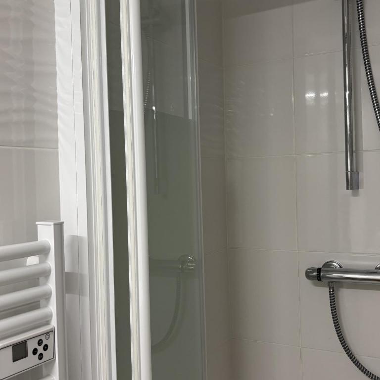 Maison 2 chambres à Biscarrosse Plage, à deux pas de la mer, avec terrasse, parking et ménage inclus - FR-1-319-438 - Apartamento (4 adultos) - 19