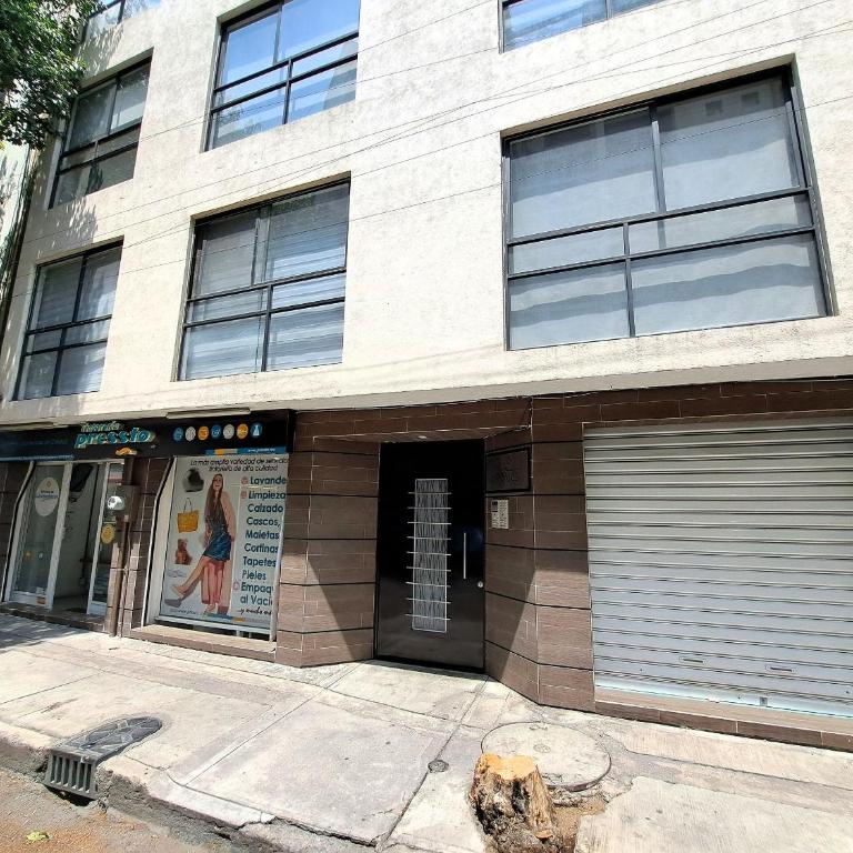 Edificio Villalongin No. 183 - Apartamento de 1 dormitorio con terraza - 1