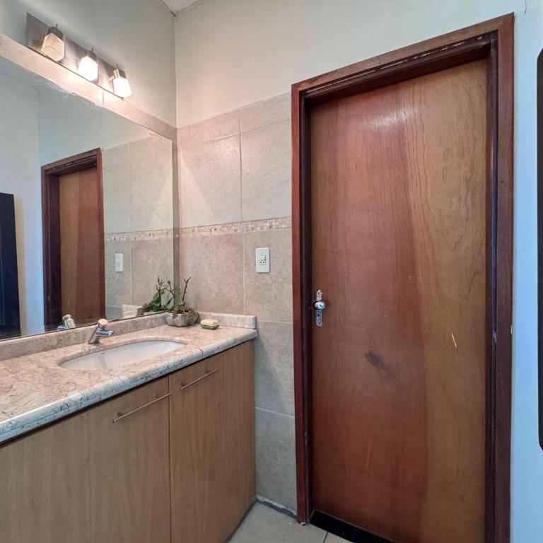 Casa de Lujo a Orillas del Rio Parana - Casa de 5 dormitorios - 26