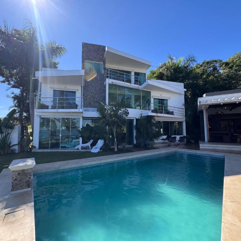Casa de Lujo a Orillas del Rio Parana - Casa de 5 dormitorios - 30