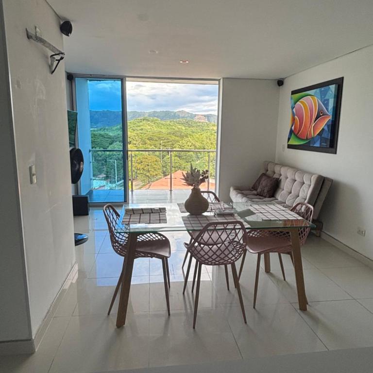 Apartamento Ricaurte hermosa vista - Two-Bedroom Apartment - 10