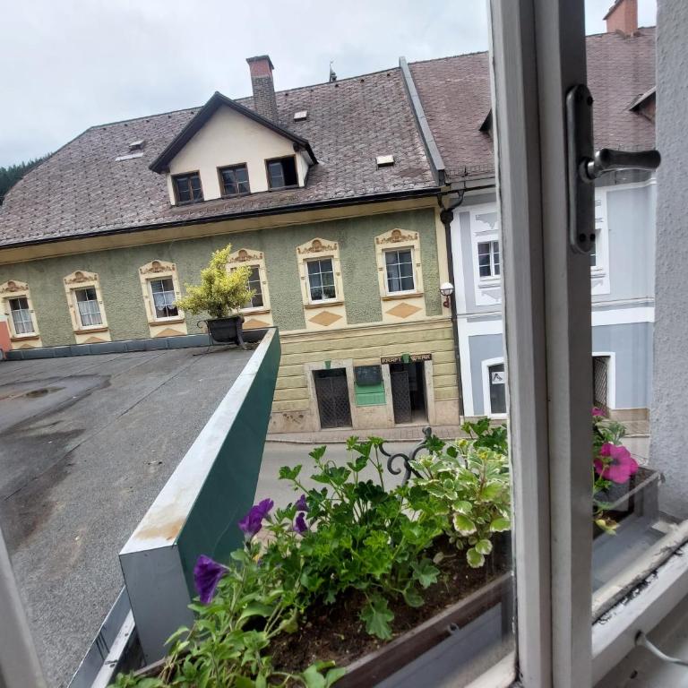 Hotel&Restaurant Gasthof zur Post Eisenerz - Chambre Triple - 1