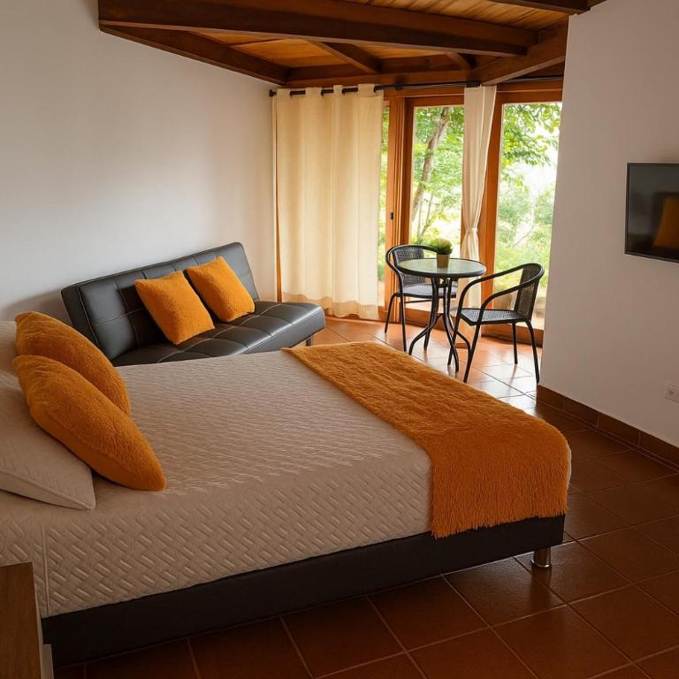 Rincón del Colibrí - Habitación Doble con vistas al parque - 15