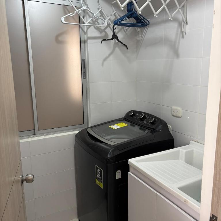 Hermoso Apartamento en Ricaurte - Apartamento de 3 dormitorios - 3