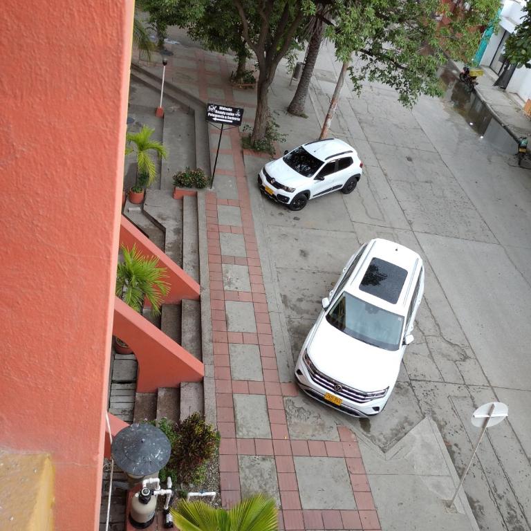 Apartamento RODADERO PLAZA 301 - Apartamento de 1 Dormitorio con balcón y vistas a la ciudad - 2