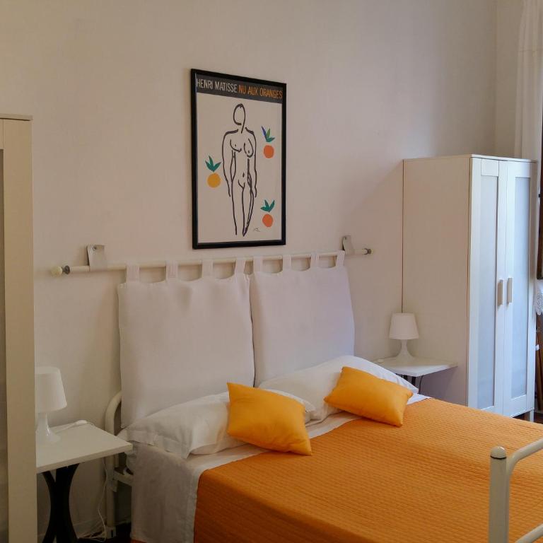 Lucretia House - Camera Matrimoniale/Doppia con Letti Singoli con Bagno Privato Esterno - 7