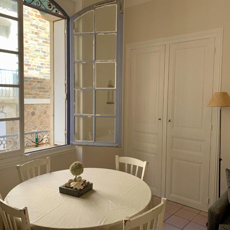 Bel appartement, 20m de la plage - Cour privée - Appartamento con 1 Camera da Letto - 22