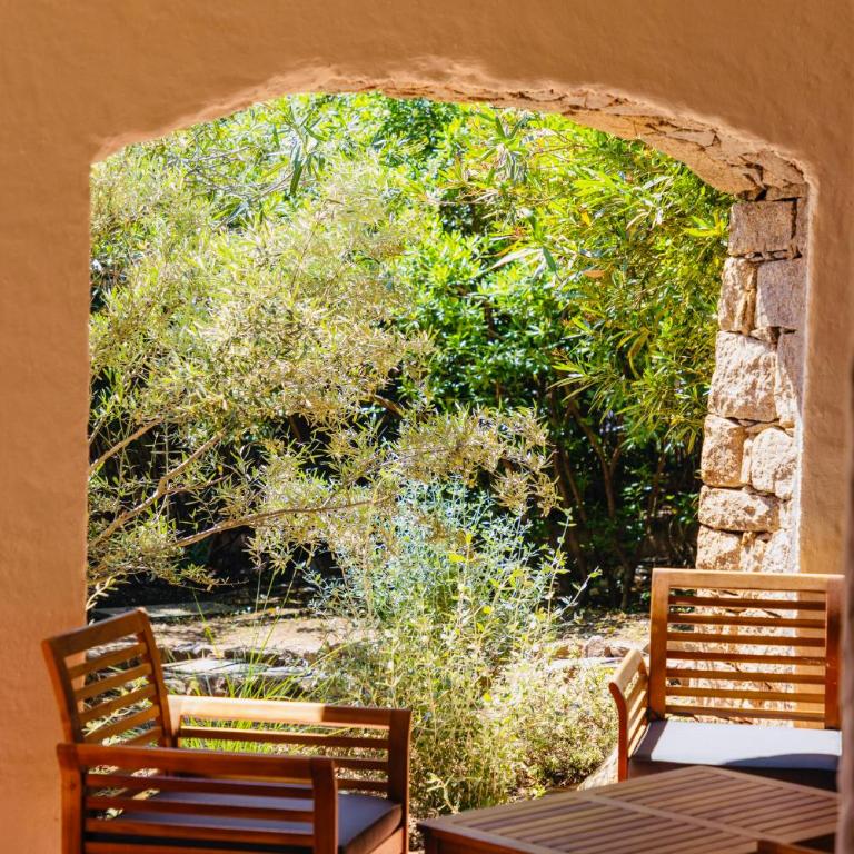 Balamb Garden A Cinarchesa - Suite - Vue sur Jardin - 1