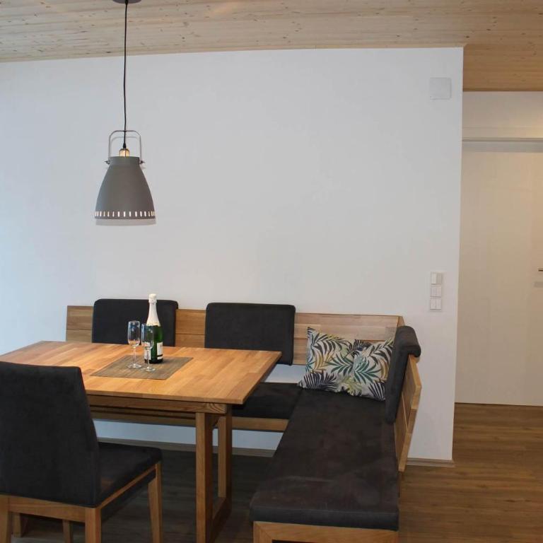 Ferienwohnung Valisera - Apartment mit 2 Schlafzimmern und Dusche - 1