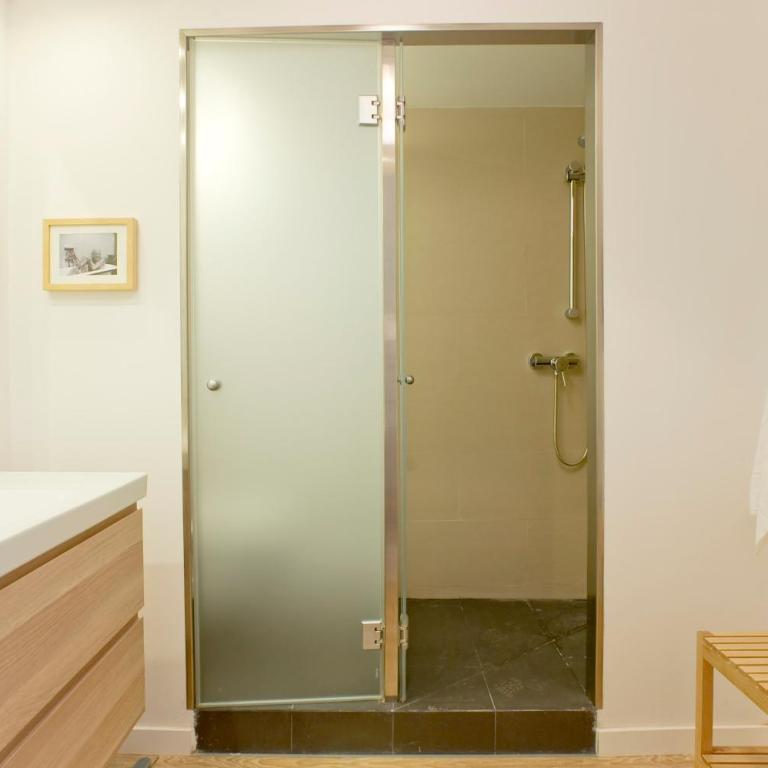 Sunny apartment on the square - Two-Bedroom Apartment with View - 9