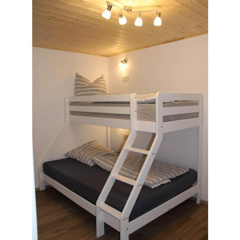 Ferienwohnung Valisera - Apartment mit 2 Schlafzimmern und Dusche - 17