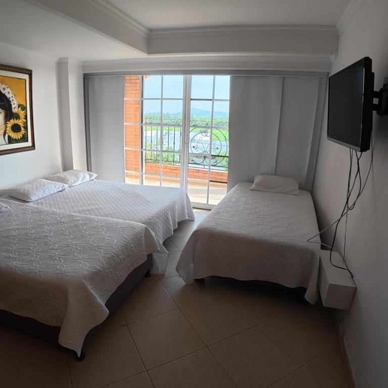 Casa cerca al mar Zona Norte Cielo Mar Cartagena - Four-Bedroom House - 14