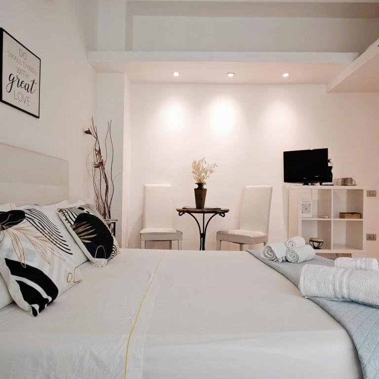 KRLY Rooms Cagliari - Adults only - Parcheggio - Deluxe Double Room with Balcony - 14