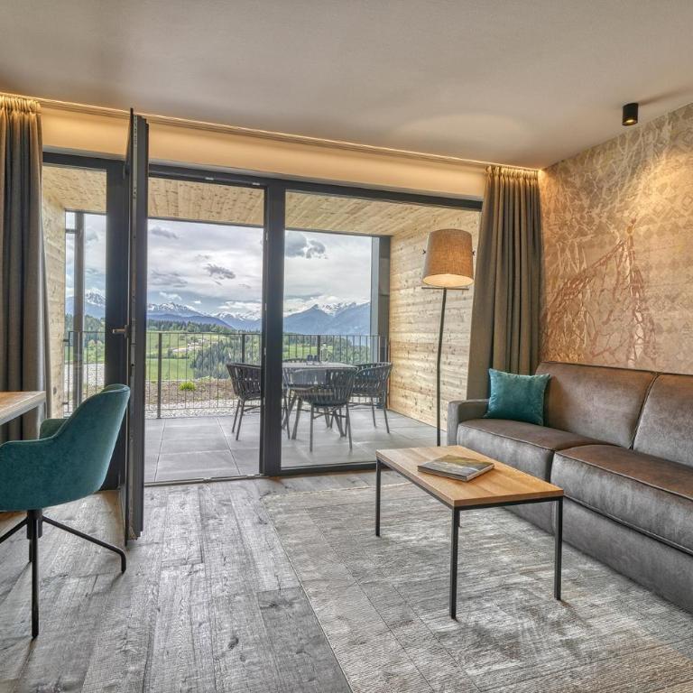 Hotel Avelina - Suite Junior con vistas a la montaña - 7