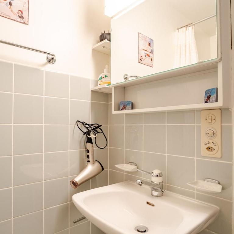 Cozy central apartment at a fantastic price! - Appartement 2 Chambres - 2