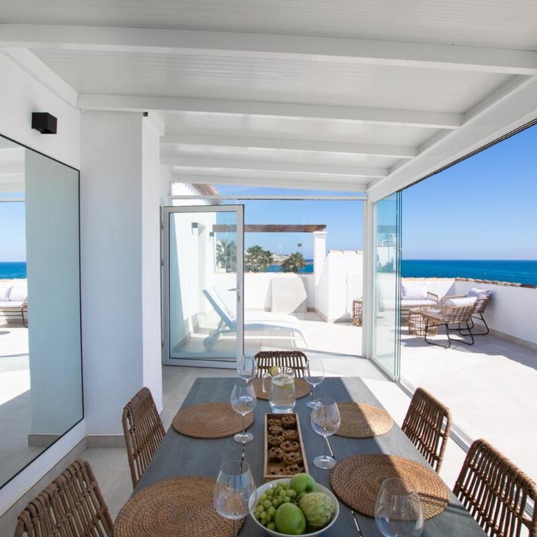 Stunning beachfront penthouse Calahonda Málaga - Apartamento de 3 dormitorios - 21