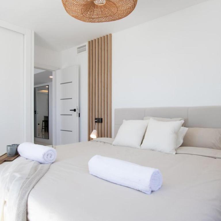 Stunning beachfront penthouse Calahonda Málaga - Apartamento de 3 dormitorios - 23