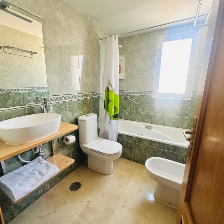 Gemeleos22 - Two-Bedroom Apartment - 11