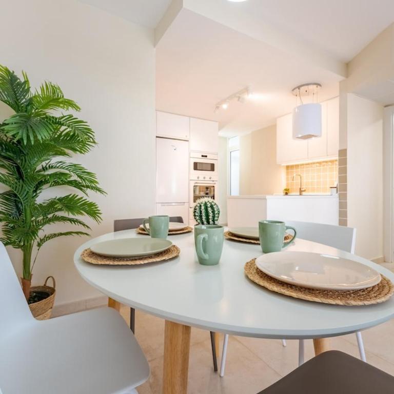 Coastal Paradise with Rooftop Pool - Just 50m from Cambrils Beach! - Apartamento Premium de 1 dormitorio - 9