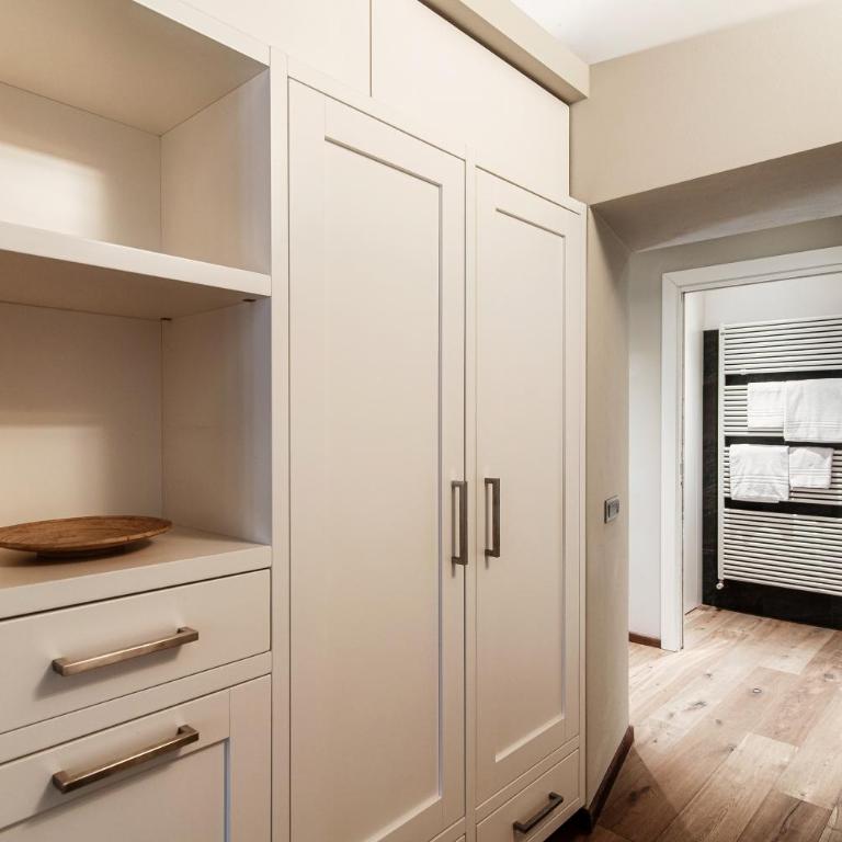 First & Urban Oasis - by MyHomeInComo - Superior Apartment - 22
