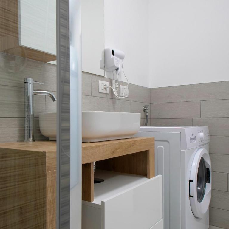 CASA IDEALE TIM Appartmanti moderni vicina al centro - Appartamento con 1 Camera da Letto - 14