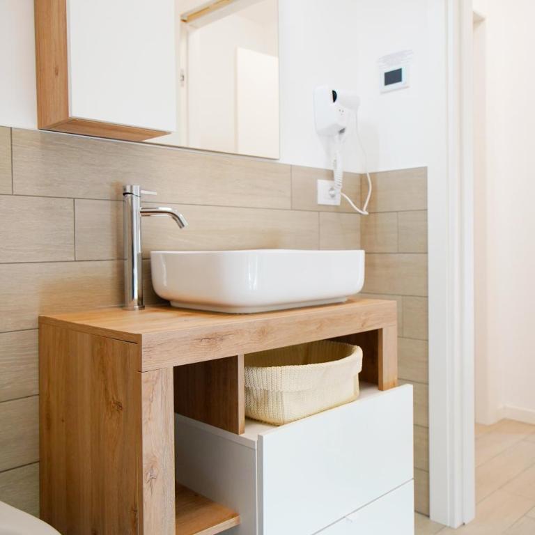 CASA IDEALE TIM Appartmanti moderni vicina al centro - Appartamento con 1 Camera da Letto - 20