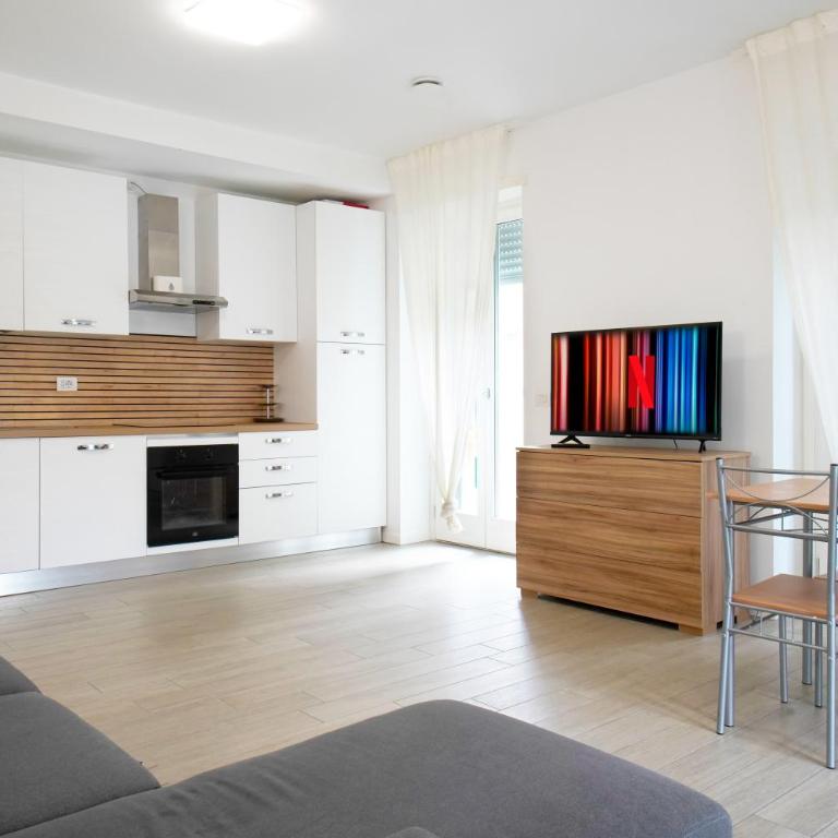 CASA IDEALE TIM Appartmanti moderni vicina al centro - Appartamento con 1 Camera da Letto - 1