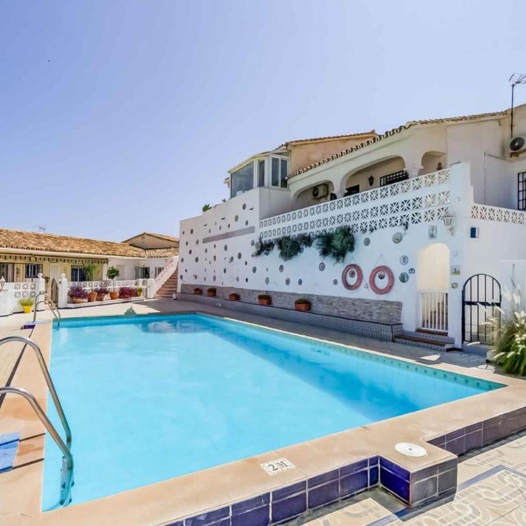 Charming Townhouse in El Faro, Spain, Studding Sea View & Community Pool - Casa de 2 dormitorios - 10