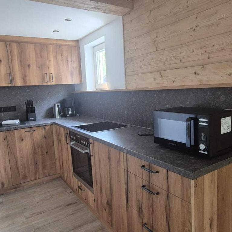Pension Zillnhäusl - Apartment mit 1 Schlafzimmer, Balkon und Bergblick - 5