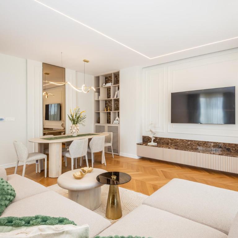 Villa Del Sol - Vila sa Sopstvenim Bazenom - 1