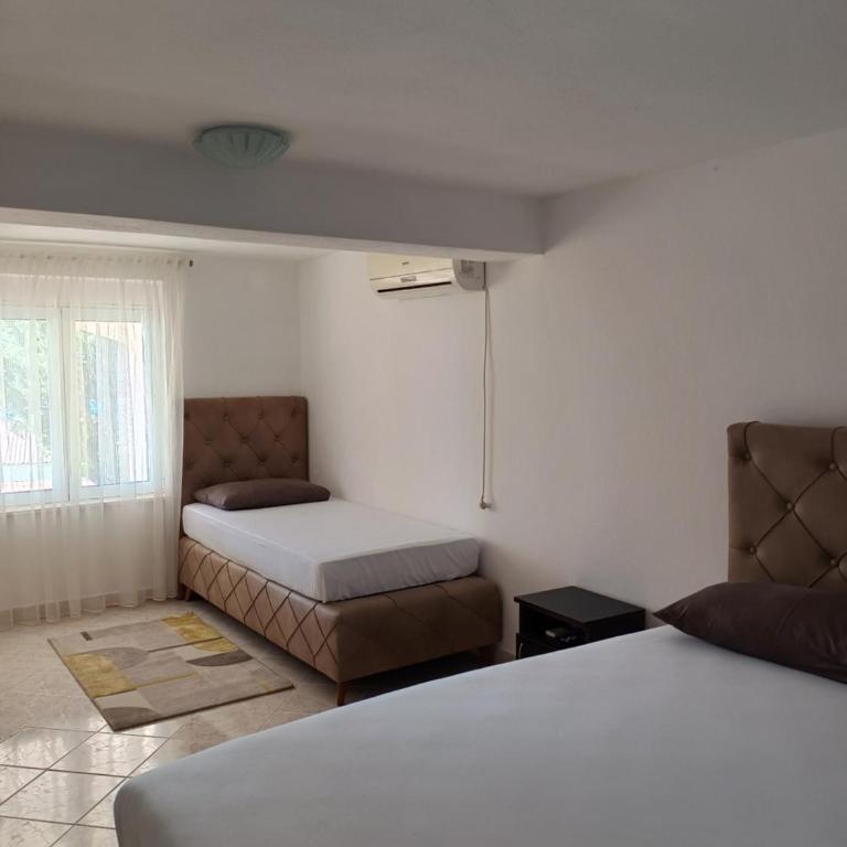 Jasmin 2 - One-Bedroom Apartment - 3