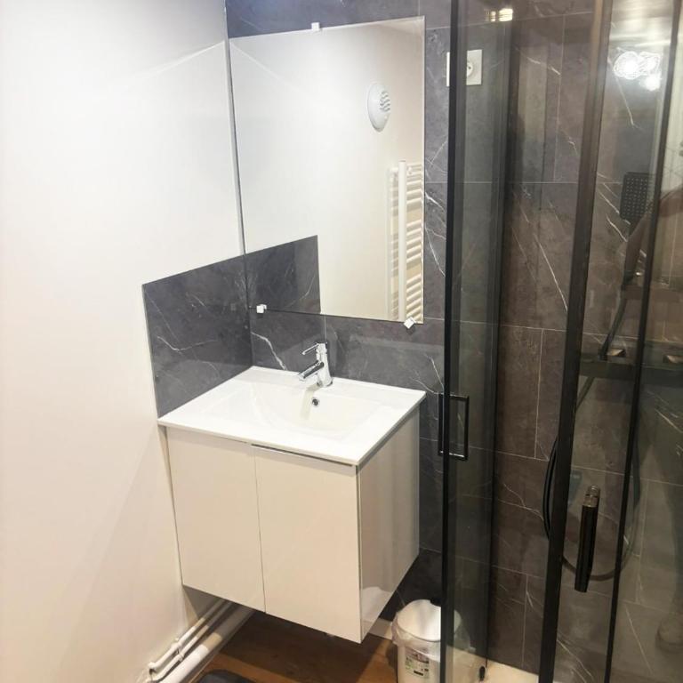 Cosy avec spa et sauna et jardin - One-Bedroom Apartment - 9
